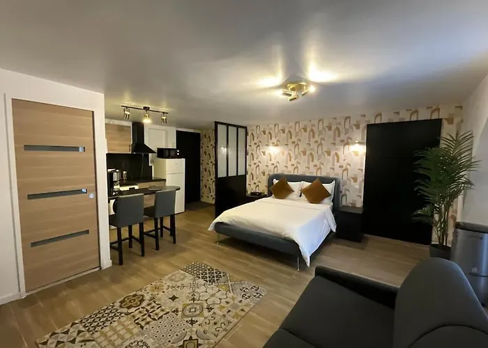 Ks Paris Studio Appart Near Station Gare Du Nord And Gare De L Est